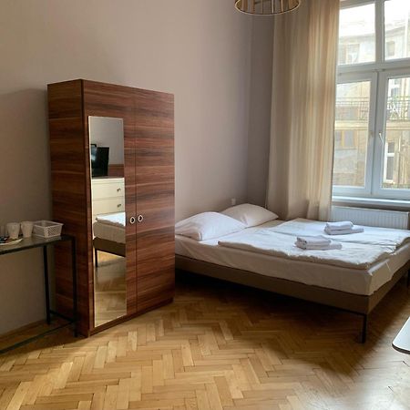 Apartamento Apartament Gold Jasmine Cracovia Exterior foto